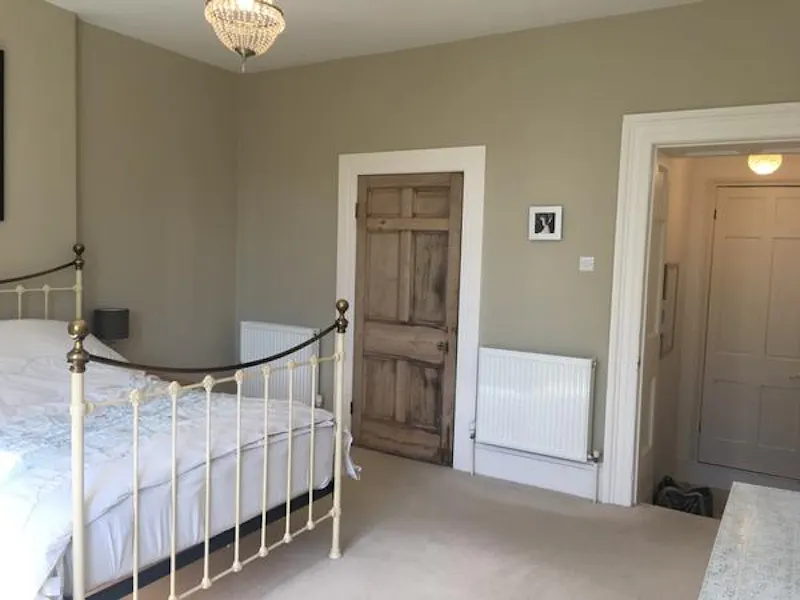 Bedroom at Film location C890 in Somerset (photo 19)