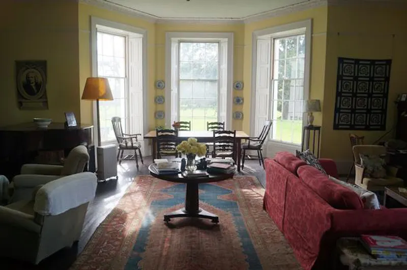 Faded Devon country house, A1446 (photo 11)
