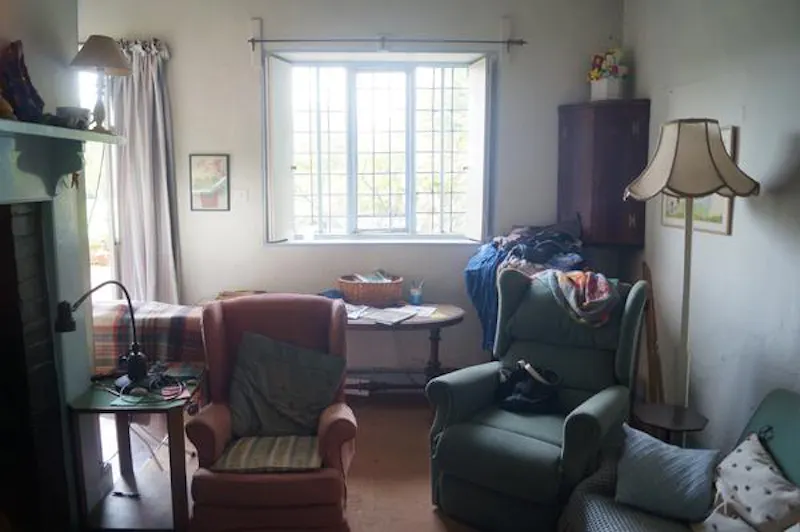 Faded Devon country house, A1446 (photo 13)