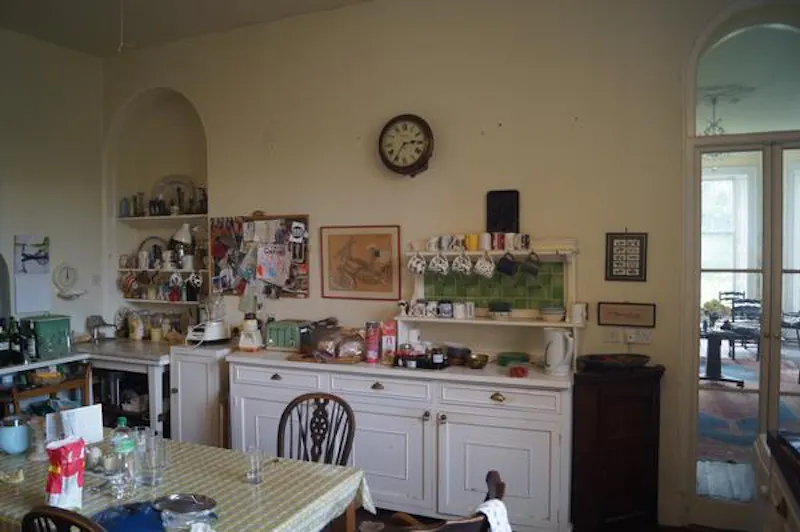 Faded Devon country house, A1446 (photo 17)