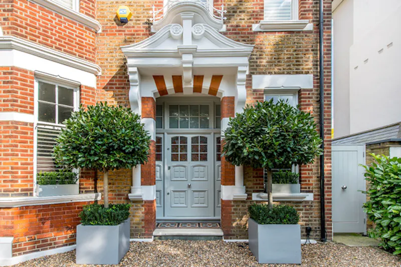 Stylish Clapham townhouse, B1786 (photo 1)