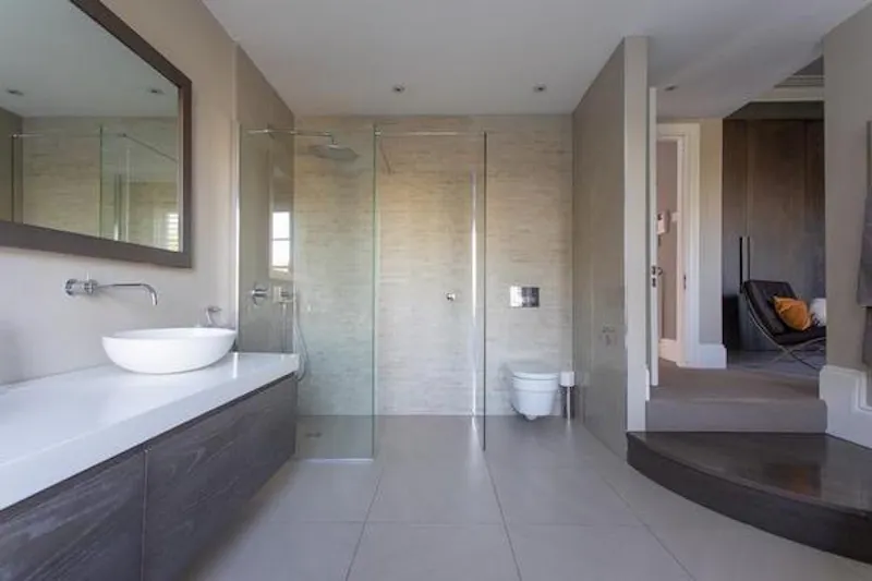 Stylish Clapham townhouse, B1786 (photo 32)
