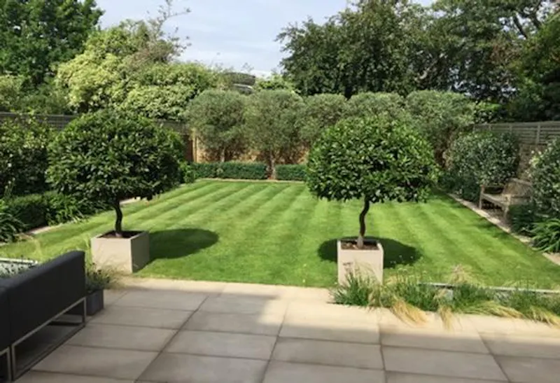 Terrace/Patio at Stylish Clapham townhouse, B1786 (photo 41)