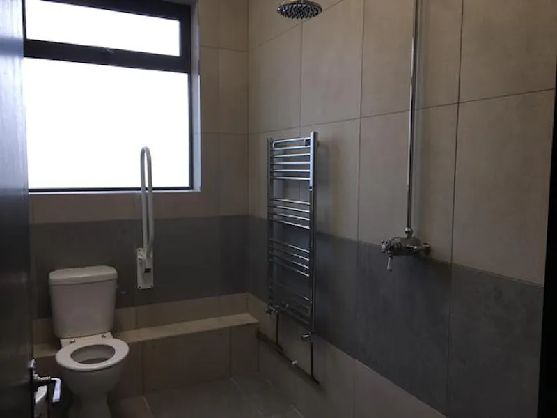 Bathroom at Industrial office space, T166 (photo 10)