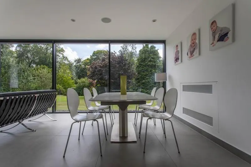 Dining room at Modern High Wycombe house, D2410 (photo 15)