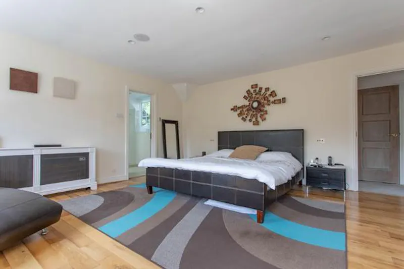 Bedroom at Modern High Wycombe house, D2410 (photo 24)