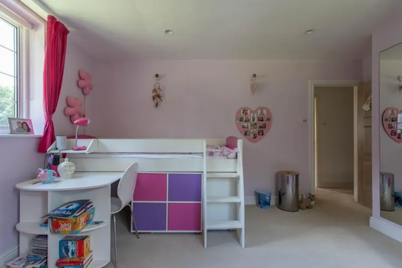 Bedroom - child's at Modern High Wycombe house, D2410 (photo 47)