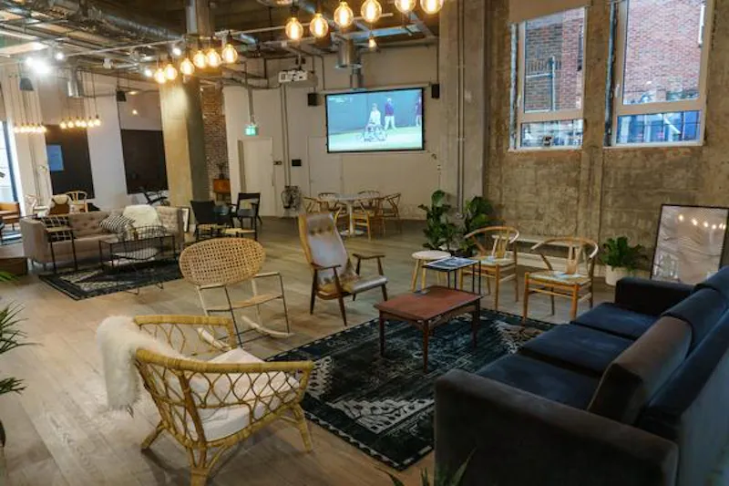 Exposed brick at Concrete Holborn events space, N439 (photo 1)