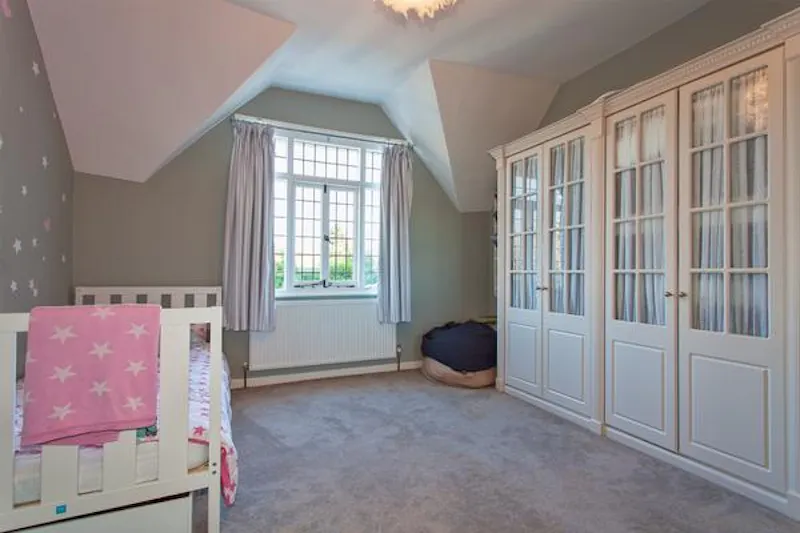 Godstone Country pool house, C891 (photo 19)