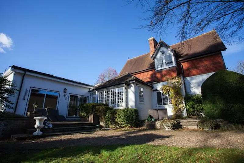 Godstone Country pool house, C891 (photo 24)