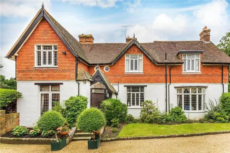 Godstone Country pool house, C891 (photo 1)