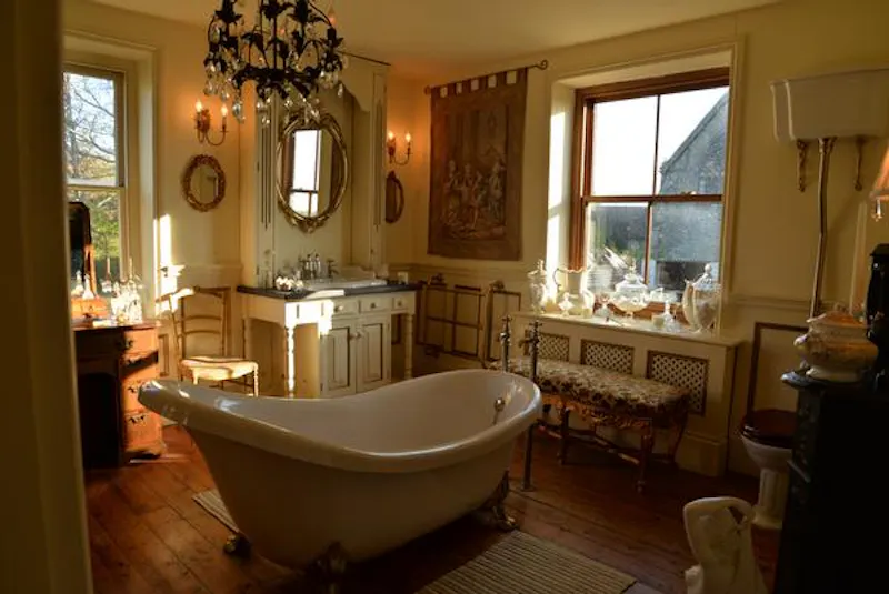 Bathroom at Medieval Manor and Barn, M311 (photo 21)