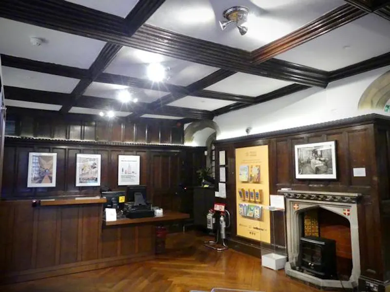 Norman gatehouse in Farringdon, P600 (photo 17)