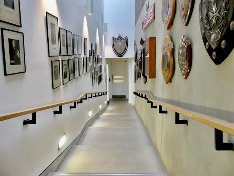 Corridor at Norman gatehouse in Farringdon, P600 (photo 30)