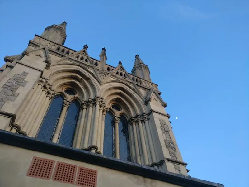 Film location Q128 in London (photo 17)