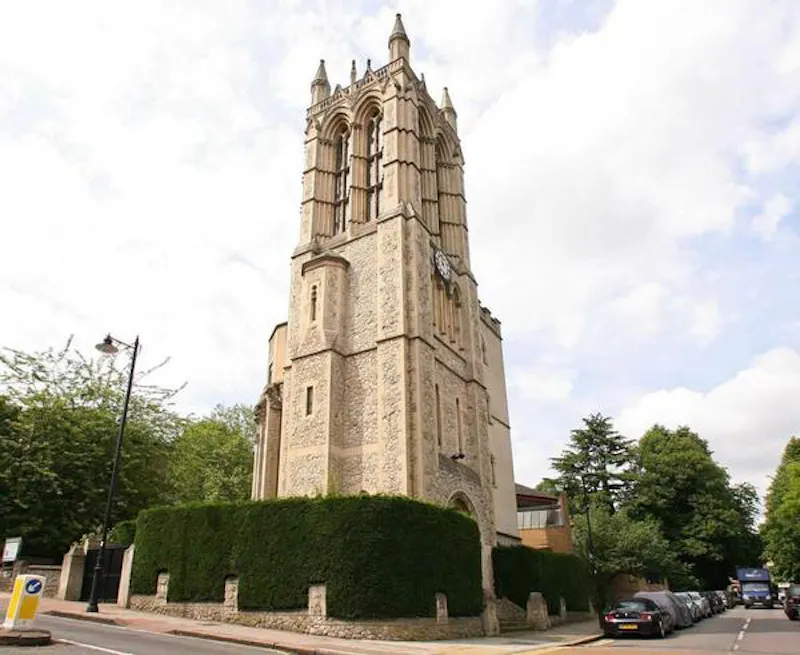 Film location Q128 in London (photo 20)