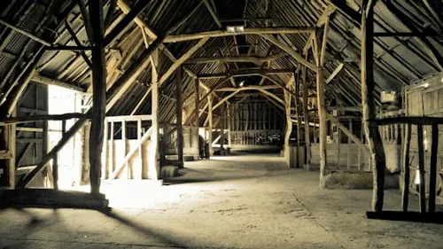 13th Century Cambridge barn, L672