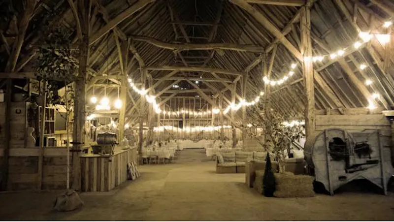 13th Century Cambridge barn, L672 (photo 4)