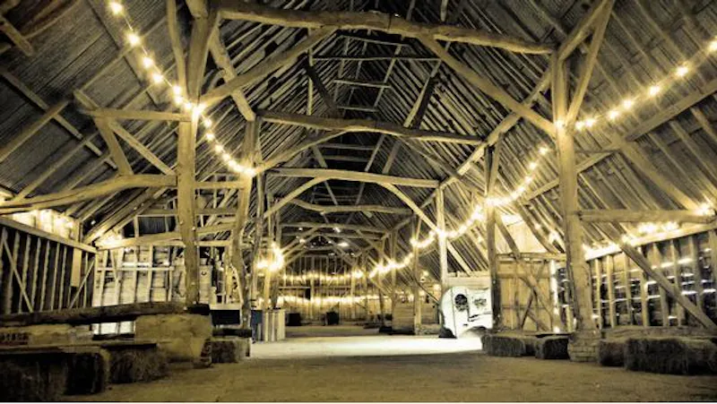 13th Century Cambridge barn, L672 (photo 5)