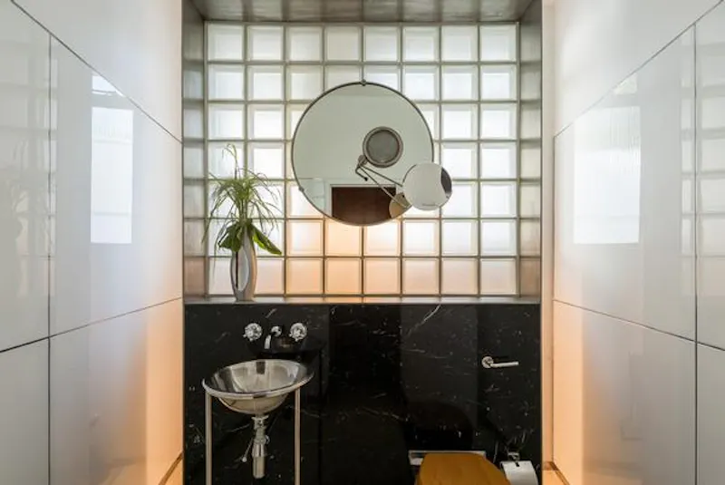 Iconic Chertsey modernist house, K421 (photo 14)