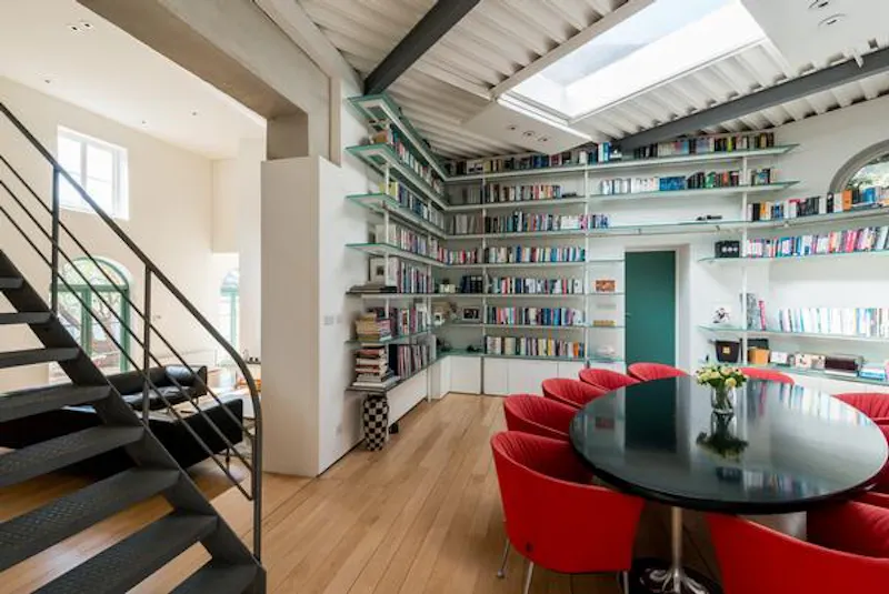 Dining room at Iconic Chertsey modernist house, K421 (photo 22)