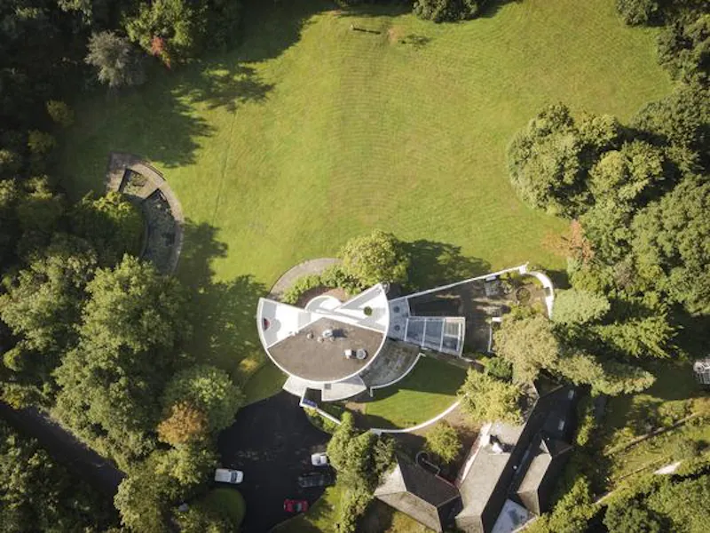 Iconic Chertsey modernist house, K421 (photo 37)