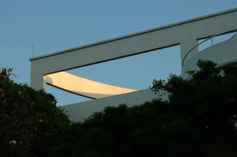 Iconic Chertsey modernist house, K421 (photo 47)