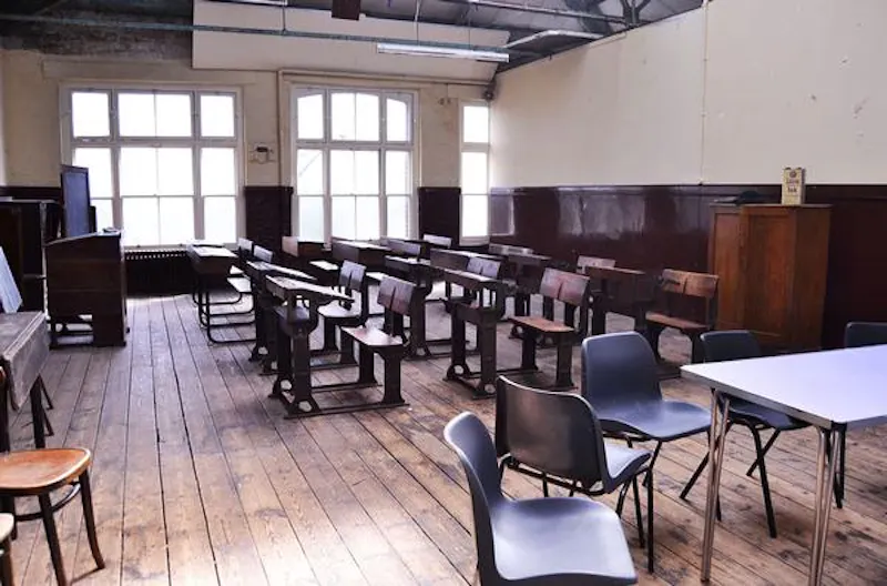 Mile End Victorian school, J211 (photo 28)