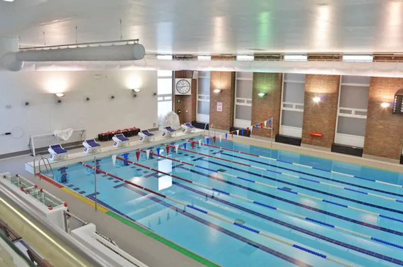 Versatile Dulwich school, J214 (photo 51)