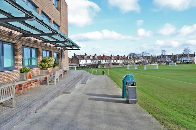 Versatile Dulwich school, J214 (photo 63)