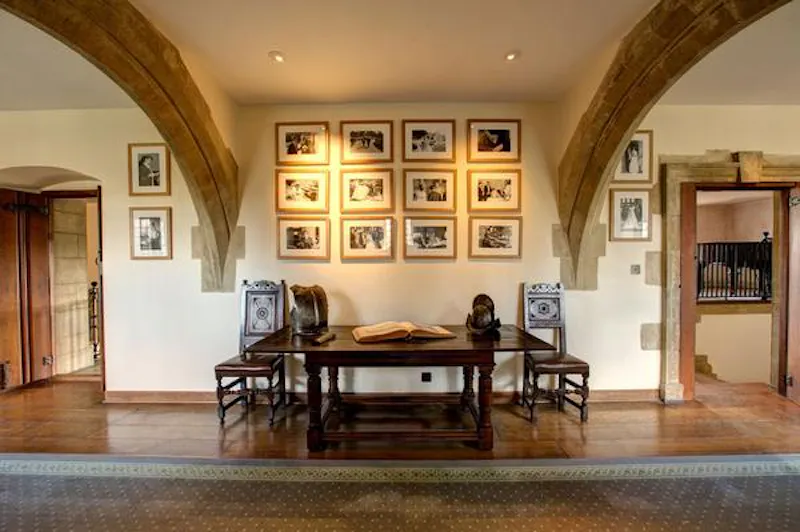 Little Thakeham Manor House, E430 (photo 21)
