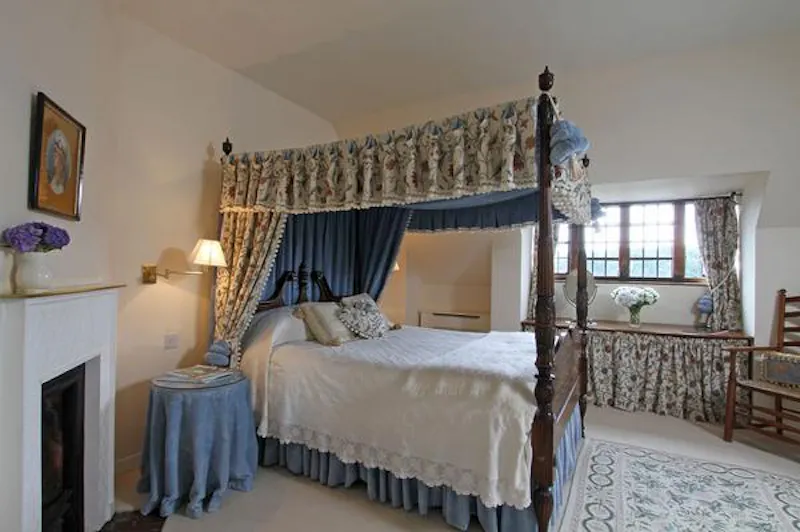 Little Thakeham Manor House, E430 (photo 45)