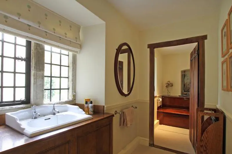 Bathroom at Little Thakeham Manor House, E430 (photo 54)
