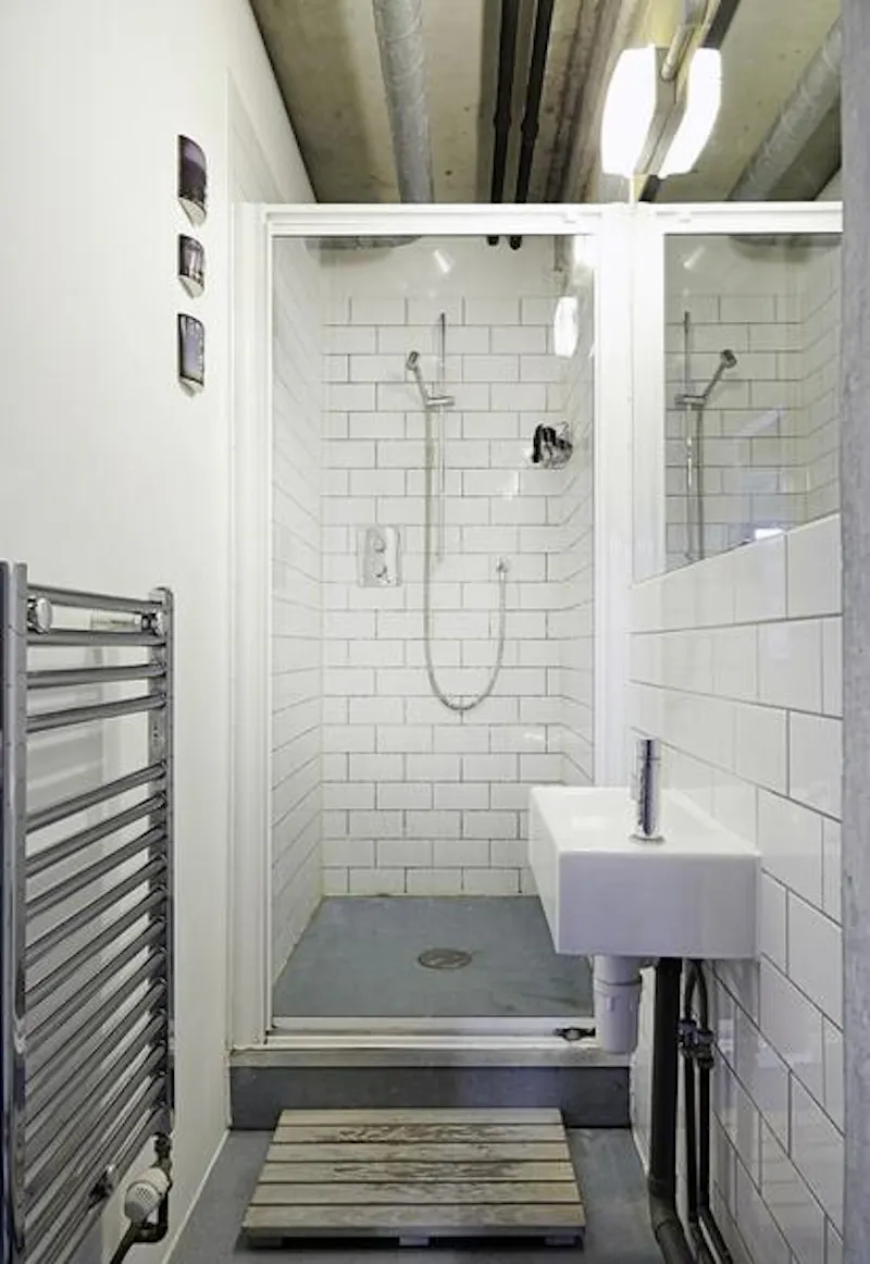 Bathroom at Two bedroom Shoreditch loft, F1123 (photo 21)
