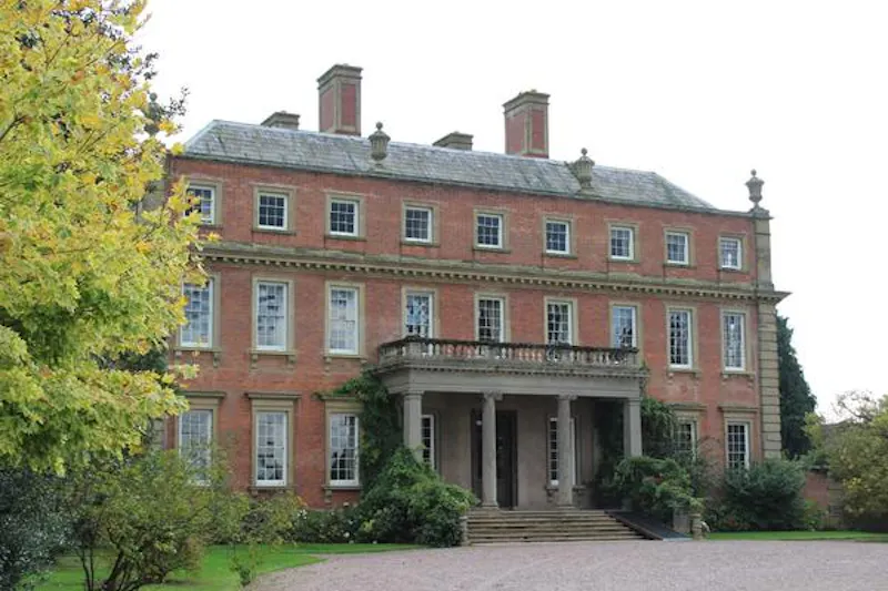 Grade I mansion in Broseley, A1420 (photo 1)