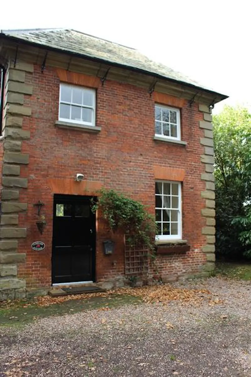 Grade I mansion in Broseley, A1420 (photo 89)
