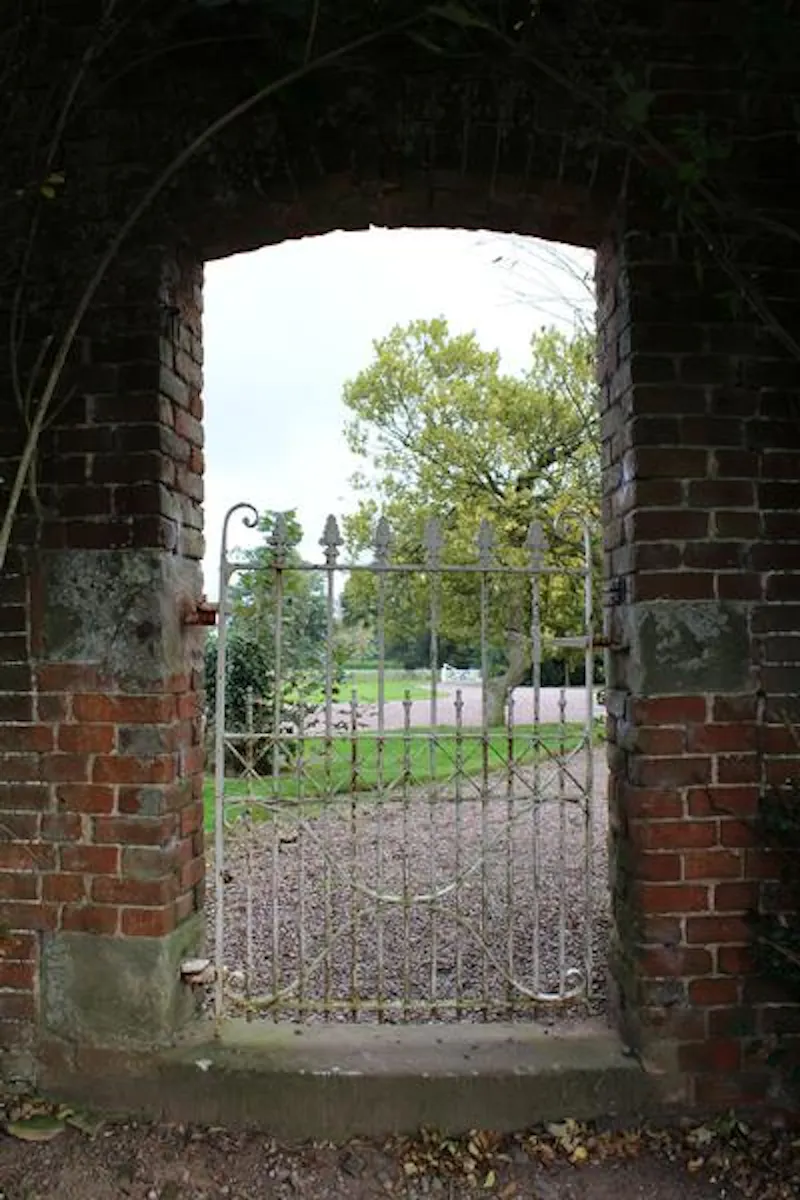 Grade I mansion in Broseley, A1420 (photo 102)