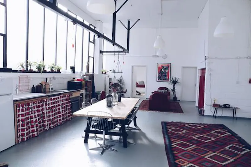 Homerton converted warehouse, F1131 (photo 17)