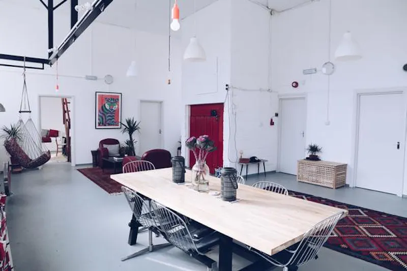 Homerton converted warehouse, F1131 (photo 18)
