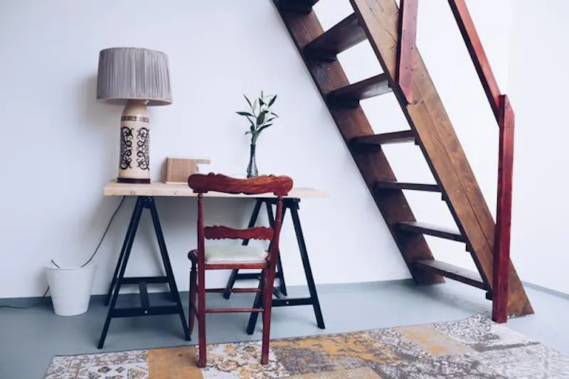 Staircase at Homerton converted warehouse, F1131 (photo 24)