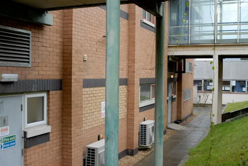 Leisure Centre close to Elstree Studios., V153 (photo 42)