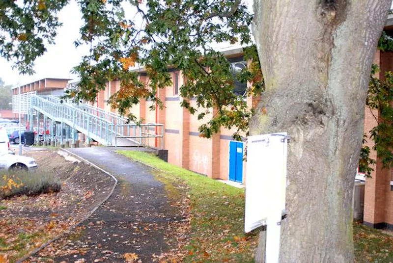 Leisure Centre close to Elstree Studios., V153 (photo 49)