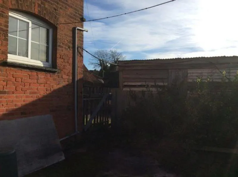 Film location L663 in Middlesex (photo 78)