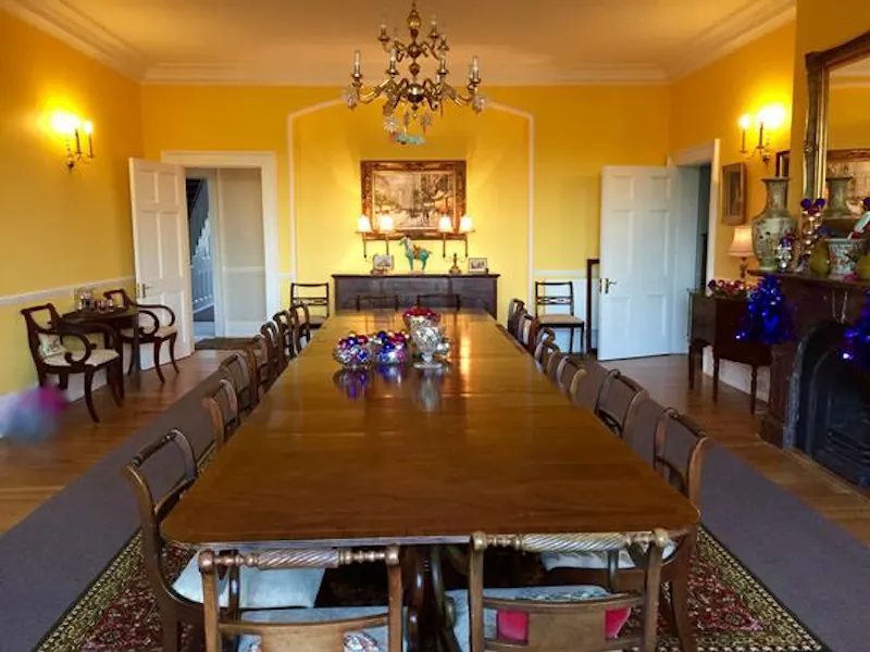 Dining room at Totton Manor house, B1757 (photo 4)