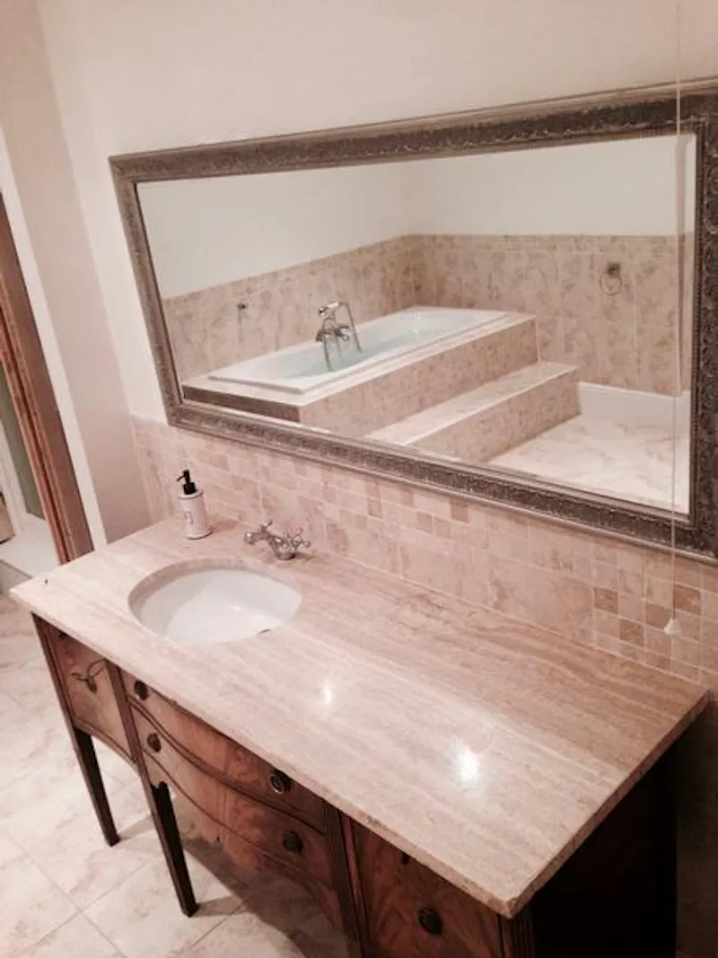 Bathroom at Totton Manor house, B1757 (photo 14)