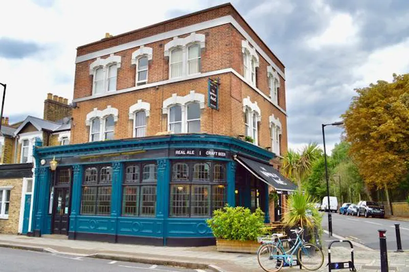 Film location R815 in London (photo 34)