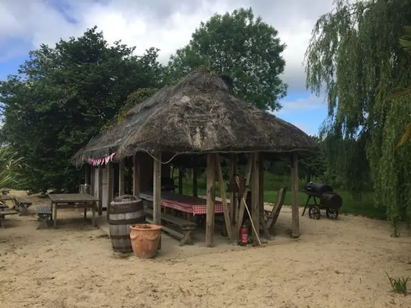 Stable / Outbuildings at Kemble lakeside cabin, Q124 (photo 89)