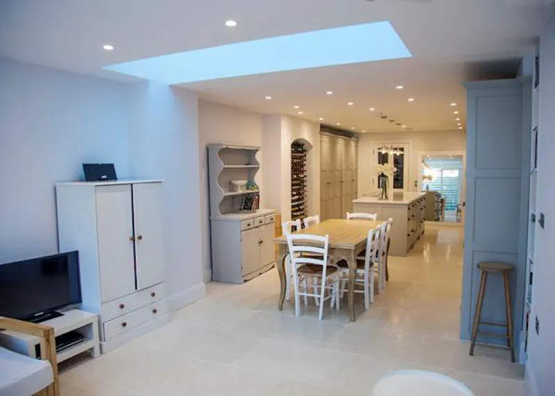Tucked away Thames townhouse, A1473 (photo 9)