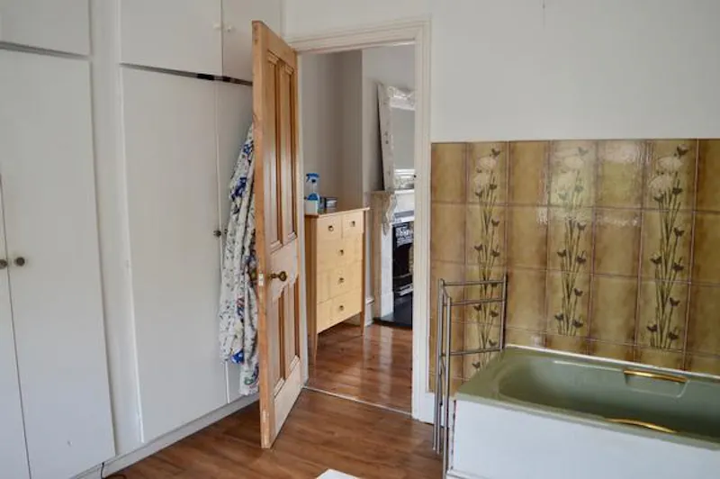 Stylish Streatham house, B1798 (photo 24)
