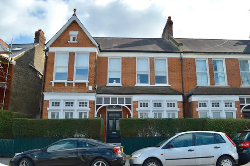 Stylish Streatham house, B1798 (photo 42)
